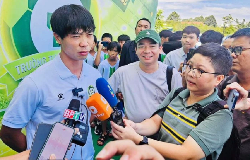 Công Phượng: ‘Chúc ĐT Việt Nam sẽ thi đấu thật hay để vô địch AFF Cup sắp tới’