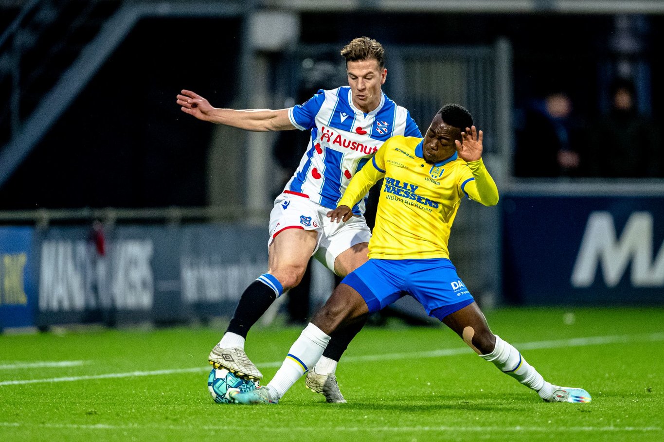 Nhận định soi kèo Heerenveen vs RKC Waalwijk vào 02h00 ngày 30/11/2024